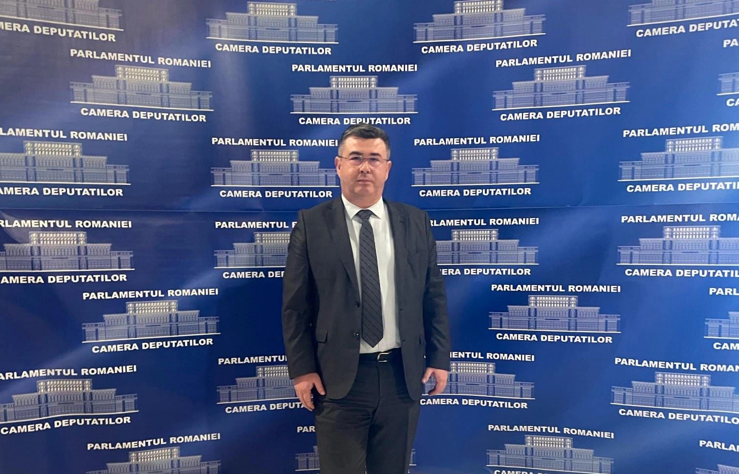 Dezbaterile din Parlament s-au intensificat